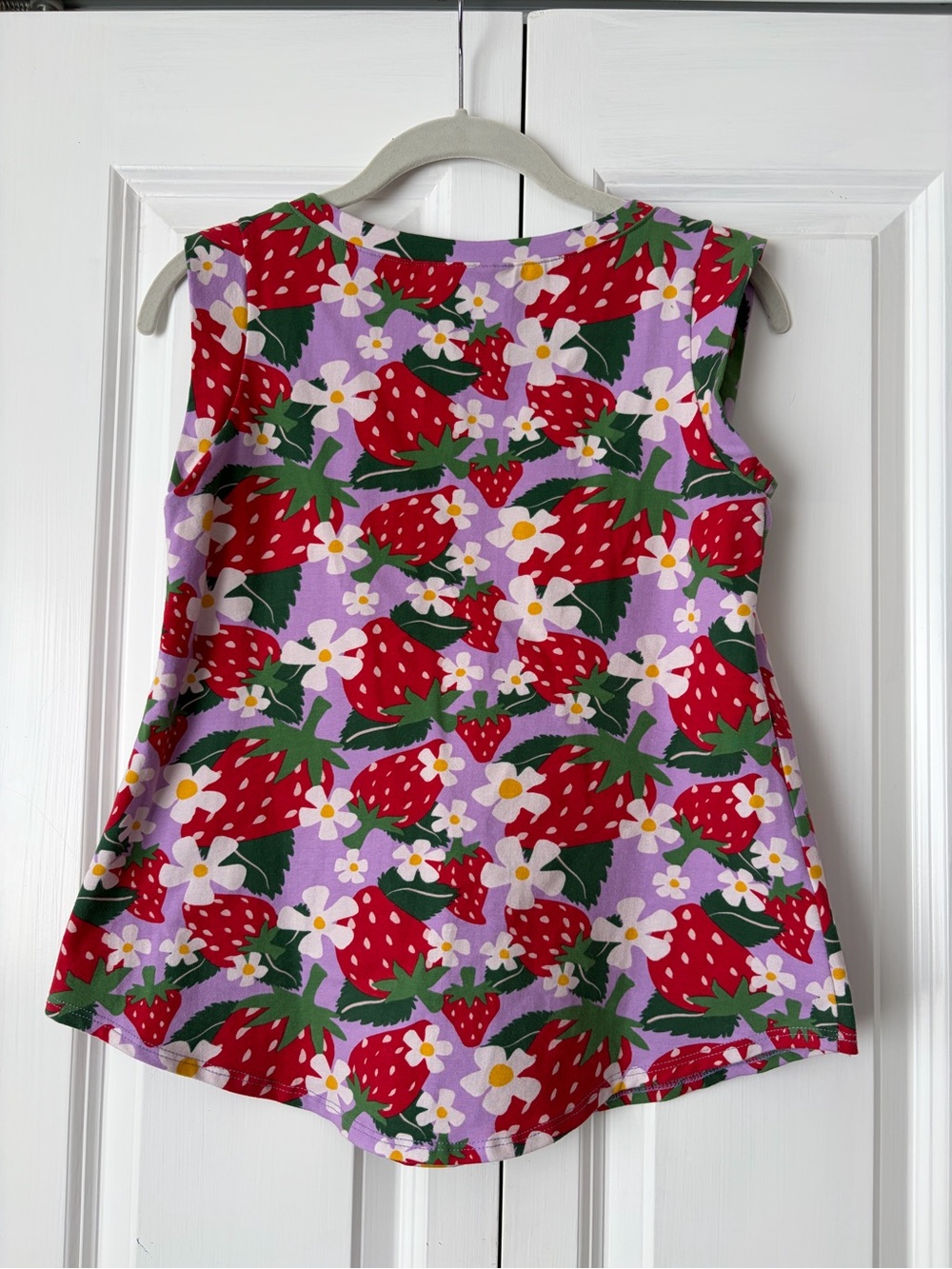 Nooworks Muscle Tee in Berries - Lavender Strawberry Print - Picture 2 of 3
